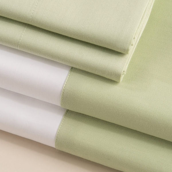 Parure lenzuola cotone percalle con bordo raso di cotone verde salvia